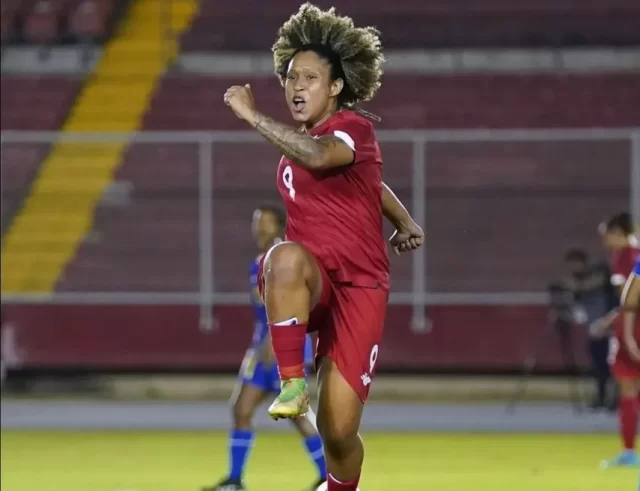 Karla Riley ha jugado con la selección 16 partidos, 13 de ellos como titular.