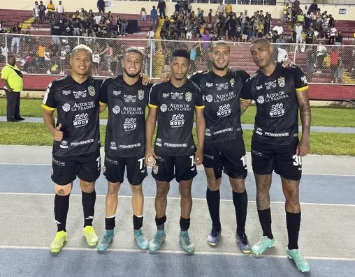 Ángel Valverde, Victor Ávila, Jorge Serrano, Rafael Águila y Carlos Small golearon.