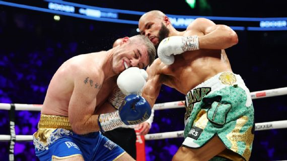 Eubank Jr. (derecha) tomó revancha de la derrota sufrida ante Liam Smith.