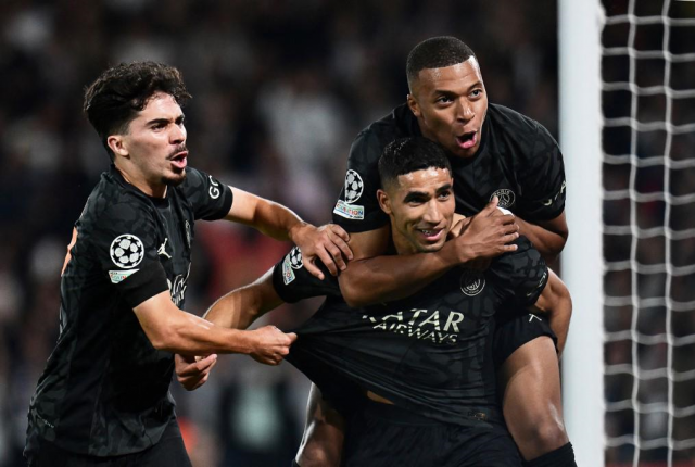 Mbappe Celebración del PSG ante el Dortmund en su debut en la Champions.