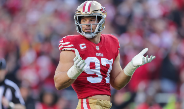 Nick Nick Bosa se espera que el jugador se reporte este jueves.