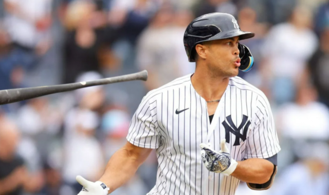 Stanton es el único pelotero en activo con 400 jonrones.