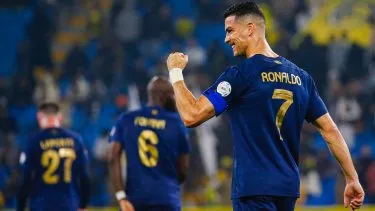 CR77