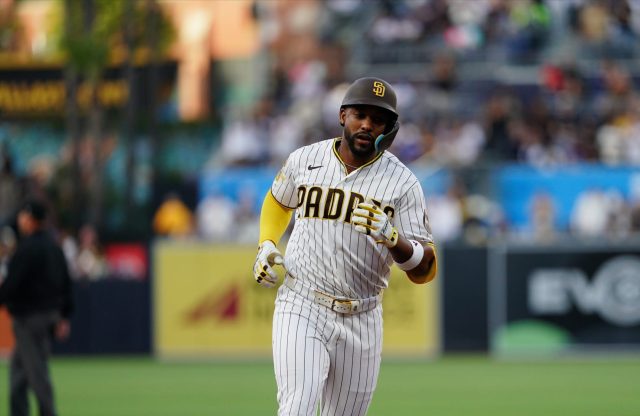 Padres toman liderato del Oeste de la Nacional con apretada victoria sobre Dodgers